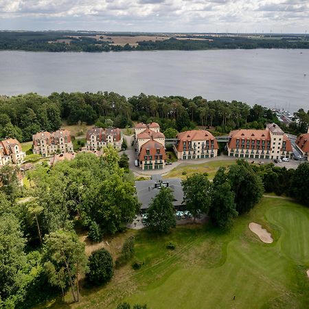 Precise Resort Bad Saarow Exteriör bild Aerial view of the golf course