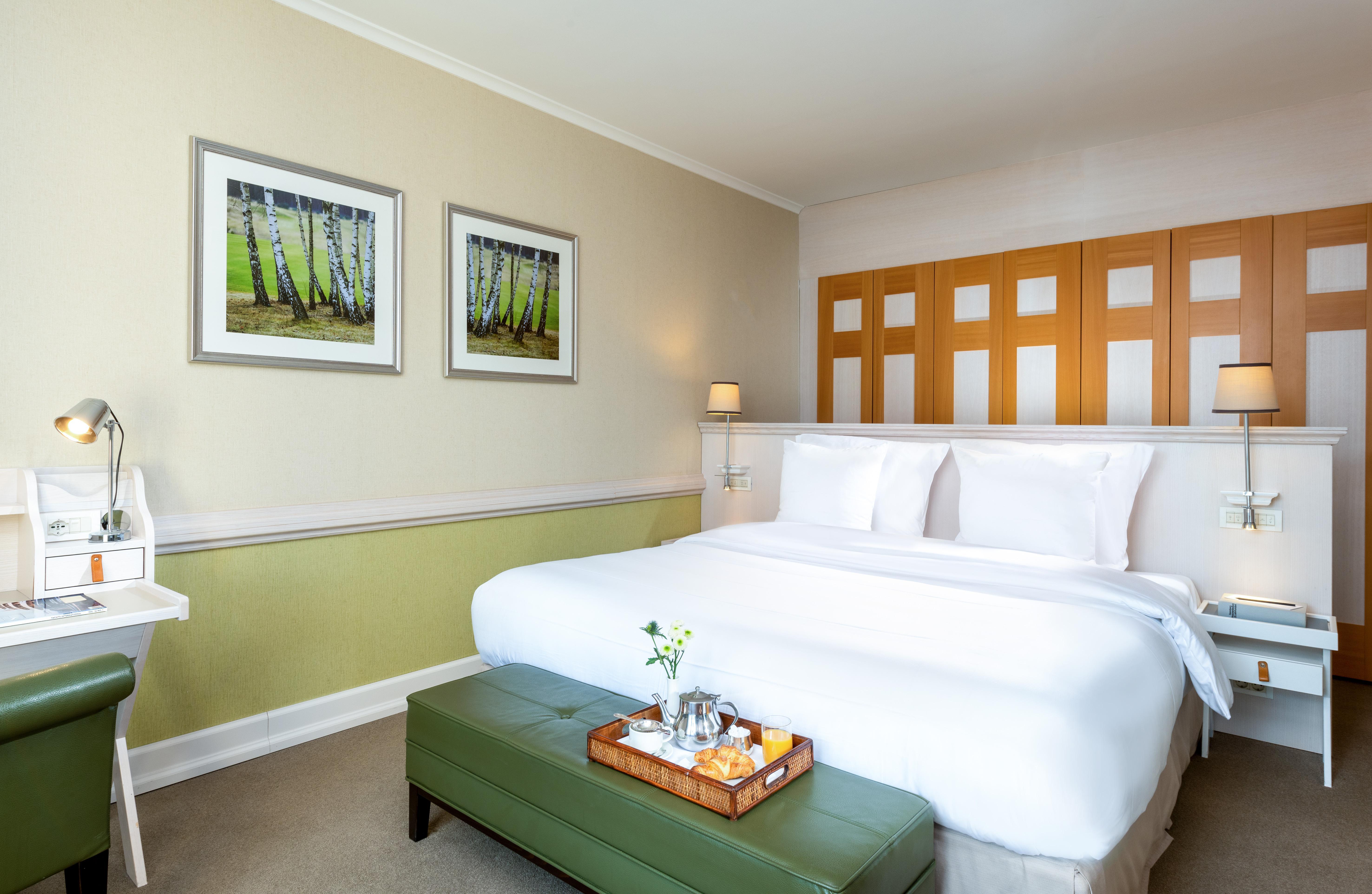 Precise Resort Bad Saarow Exteriör bild A bedroom at the hotel