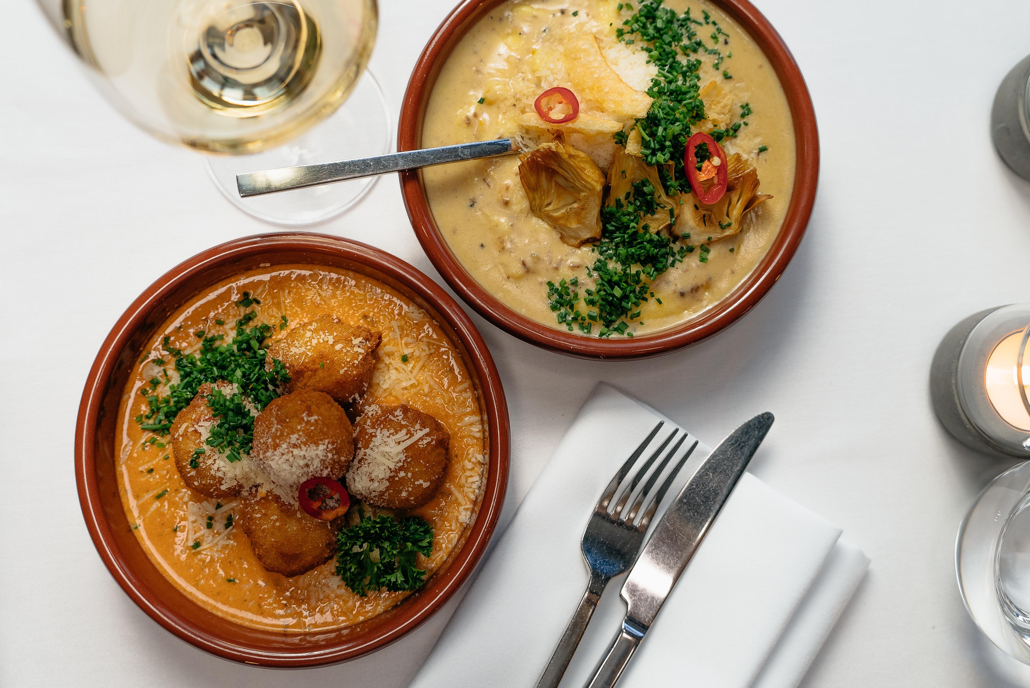Precise Resort Bad Saarow Exteriör bild Two tapas dishes